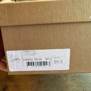 NWT / box / bag Christian Louboutin Turela bootie